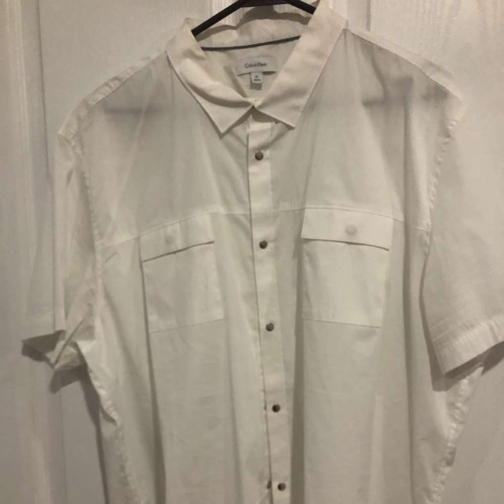 Calvin Klein men’s dress shirt